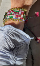 Load image into Gallery viewer, KISS THE GIRL