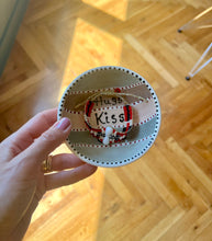 Load image into Gallery viewer, JEWELLERY BOWL ( Hugs, Kiss, Love )
