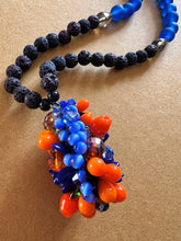 Load image into Gallery viewer, UNA NOCHE EN LA TIERRA
